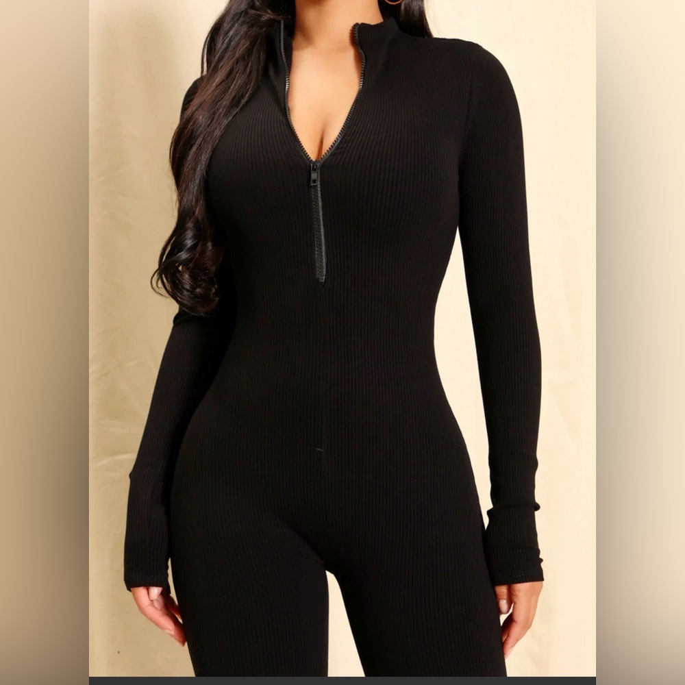 Women’s ribbed zip up jumpsuit